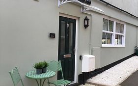 Dinky Cottage